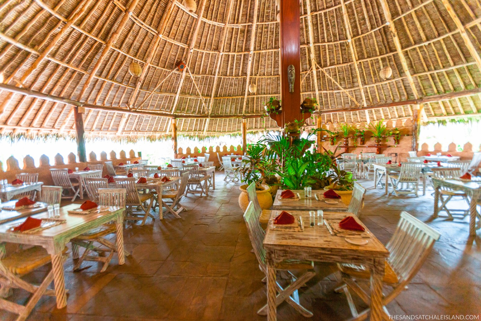 kenya-the-sands-at-chale-island-ristorante.jpg