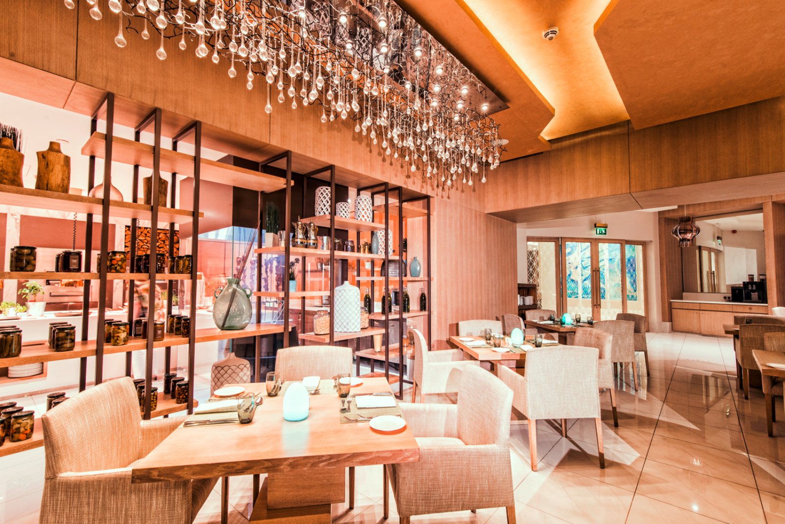 dubai-habtoorgrandresortautographcollection-ristorante.jpg