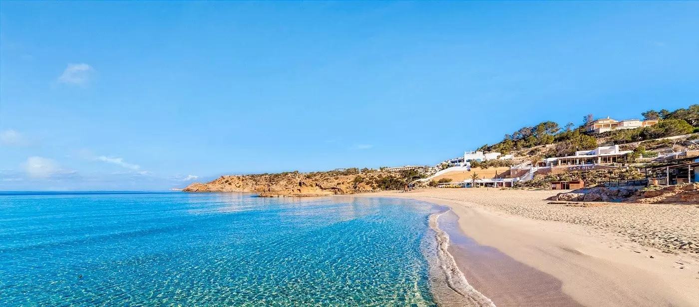 ibiza-veraclub-tarida-playa-spiaggia.jpg