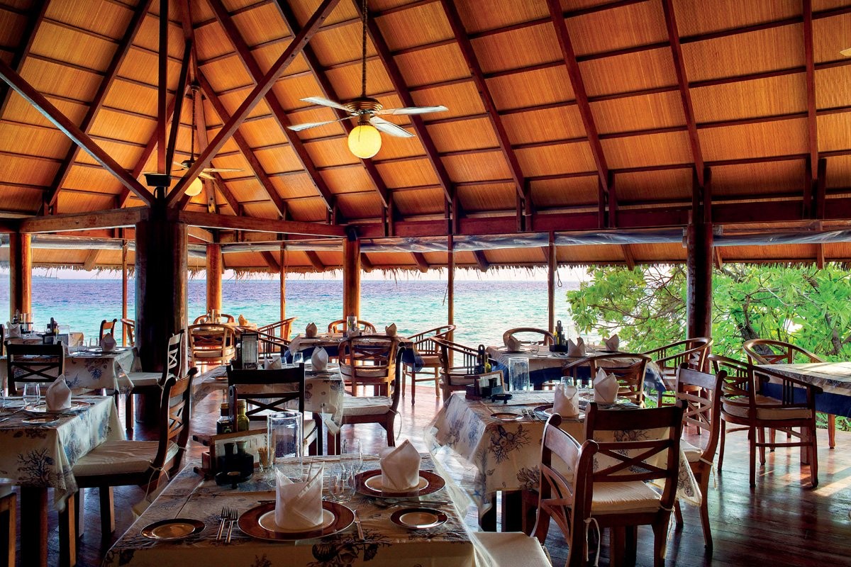 maldive-gangehi-ristorante.jpg