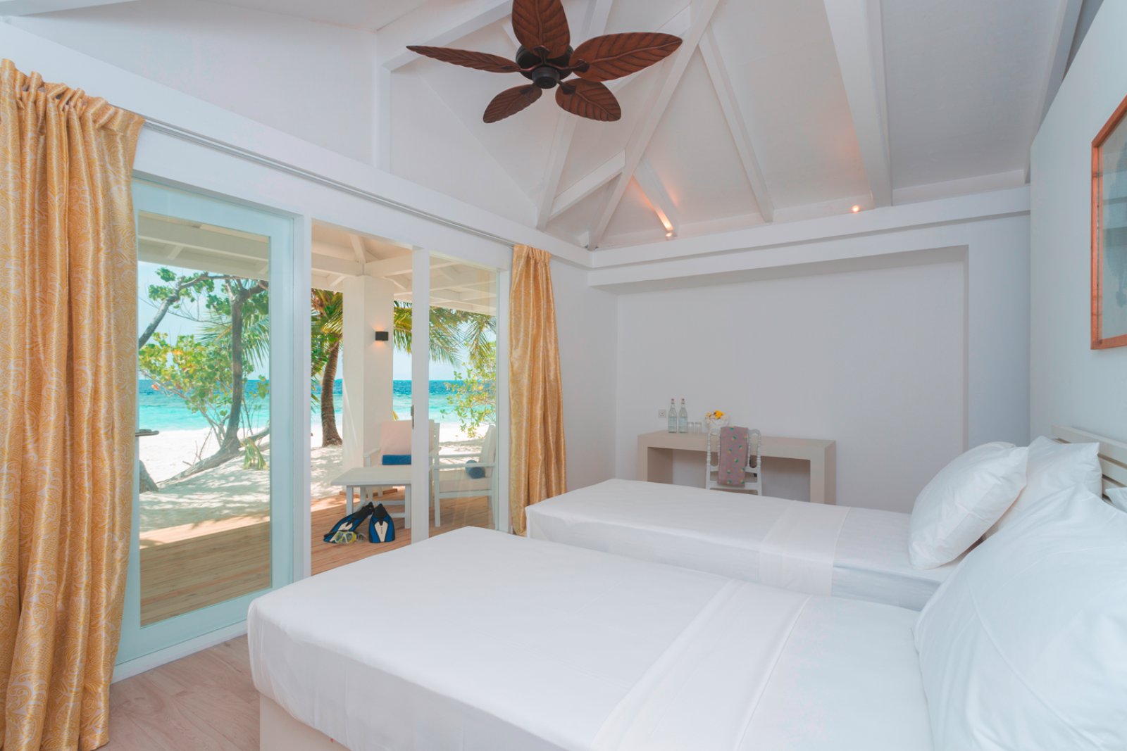 maldive-sandies-bathala-bungalow-camere.jpg