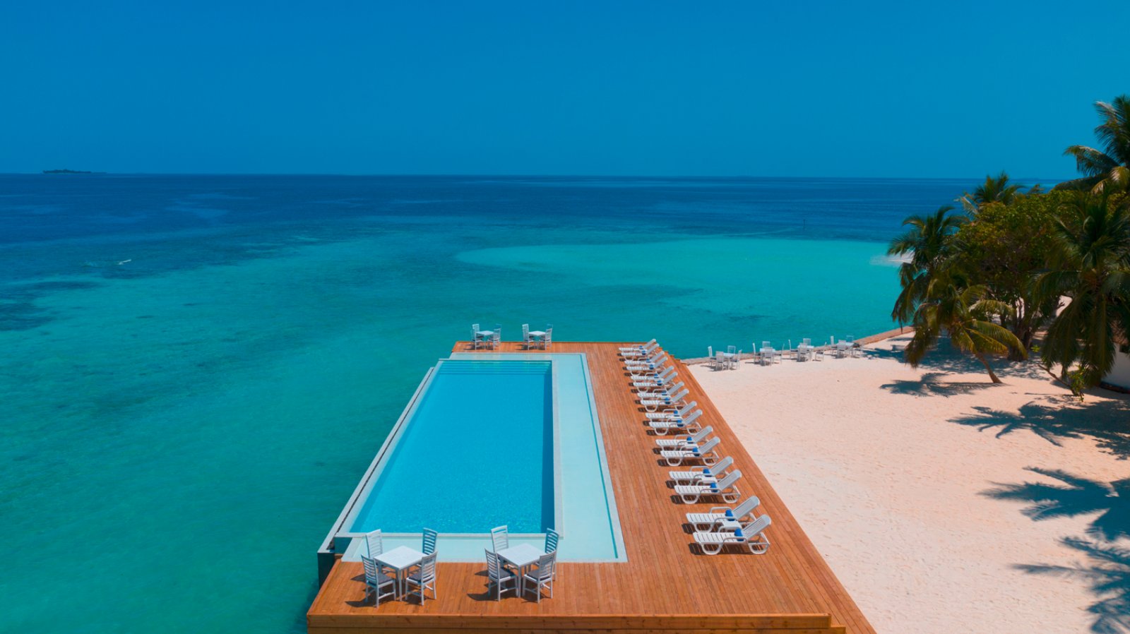 maldive-sandies-bathala-piscina.jpg