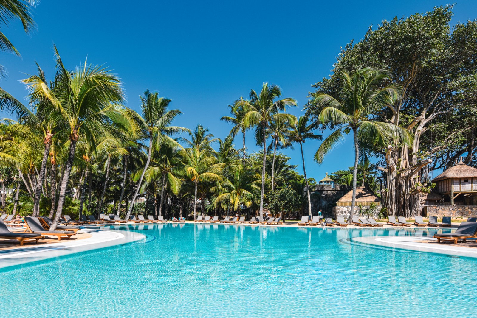 mauritius-cannonier-beachcomber-piscina.jpg