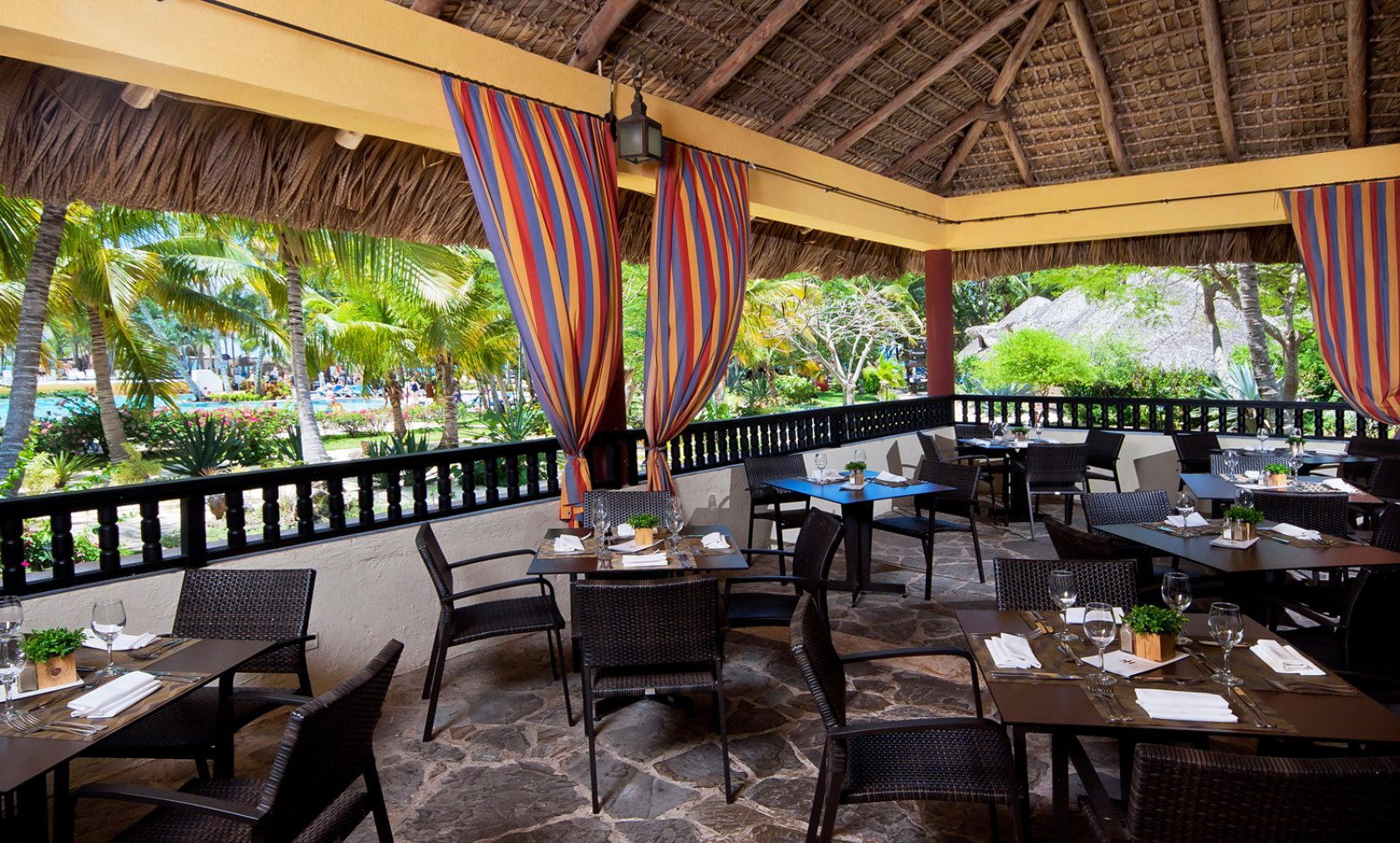 santo-domingo-catalonia-gran-dominicus-ristorante-hotel.jpg