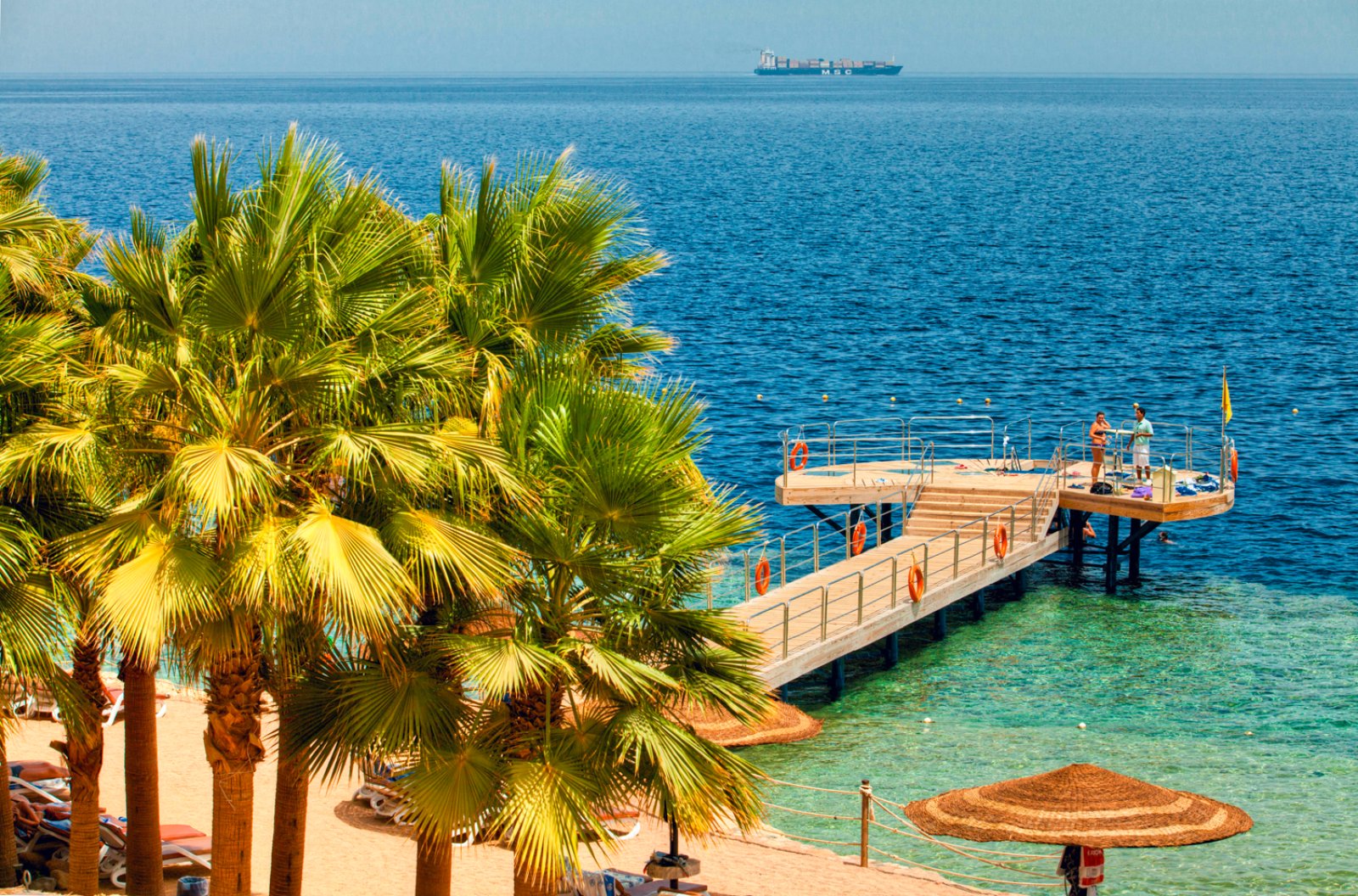 sharm-el-sheikh-grand-rotana-resort-mare-spiaggia.jpg