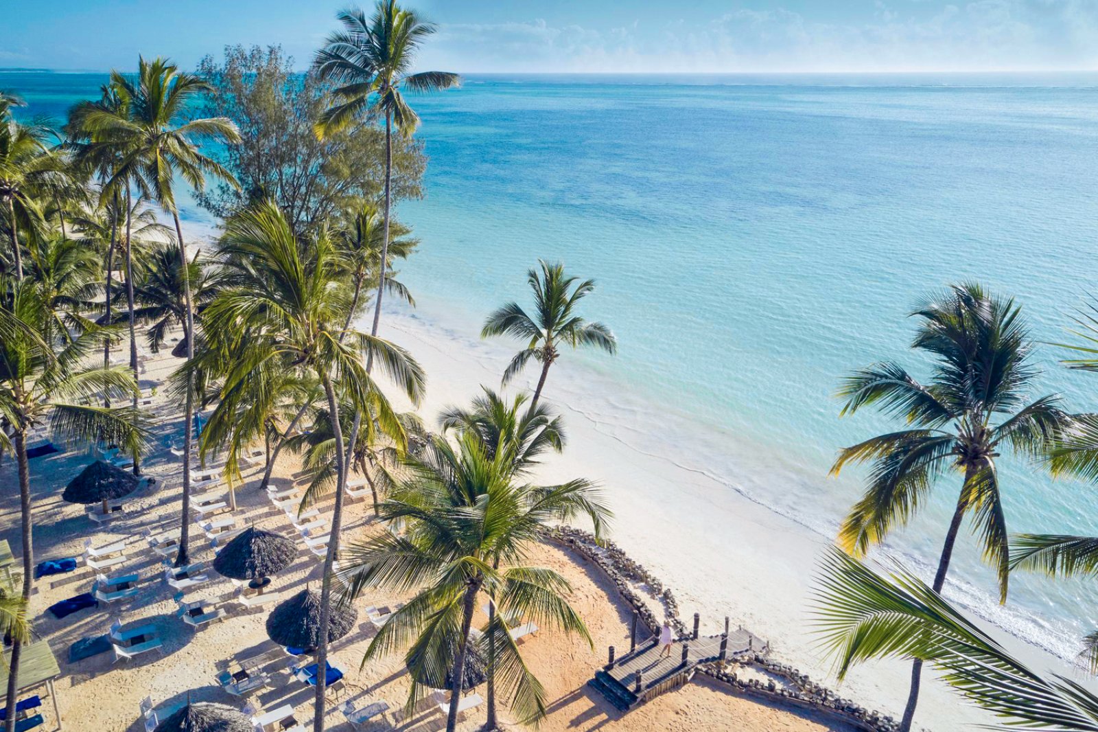 zanzibar-blue-bahari-spiaggia.jpg