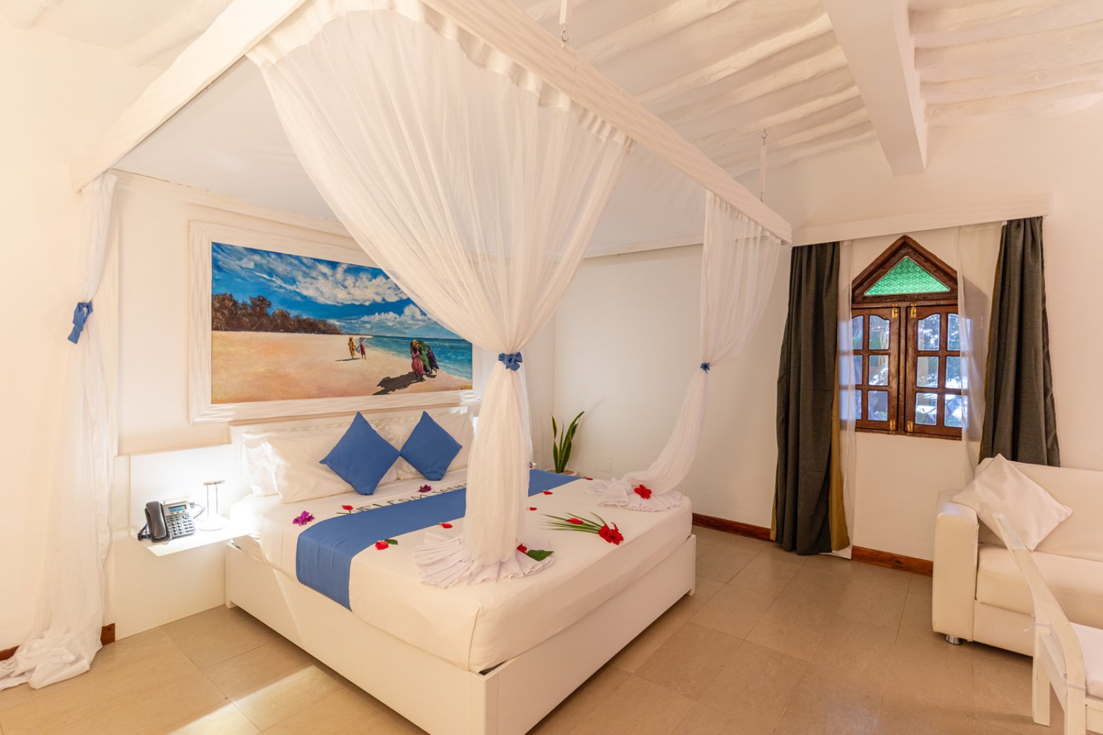 zanzibar-sandies-baobab-camera-junior-suite.jpg