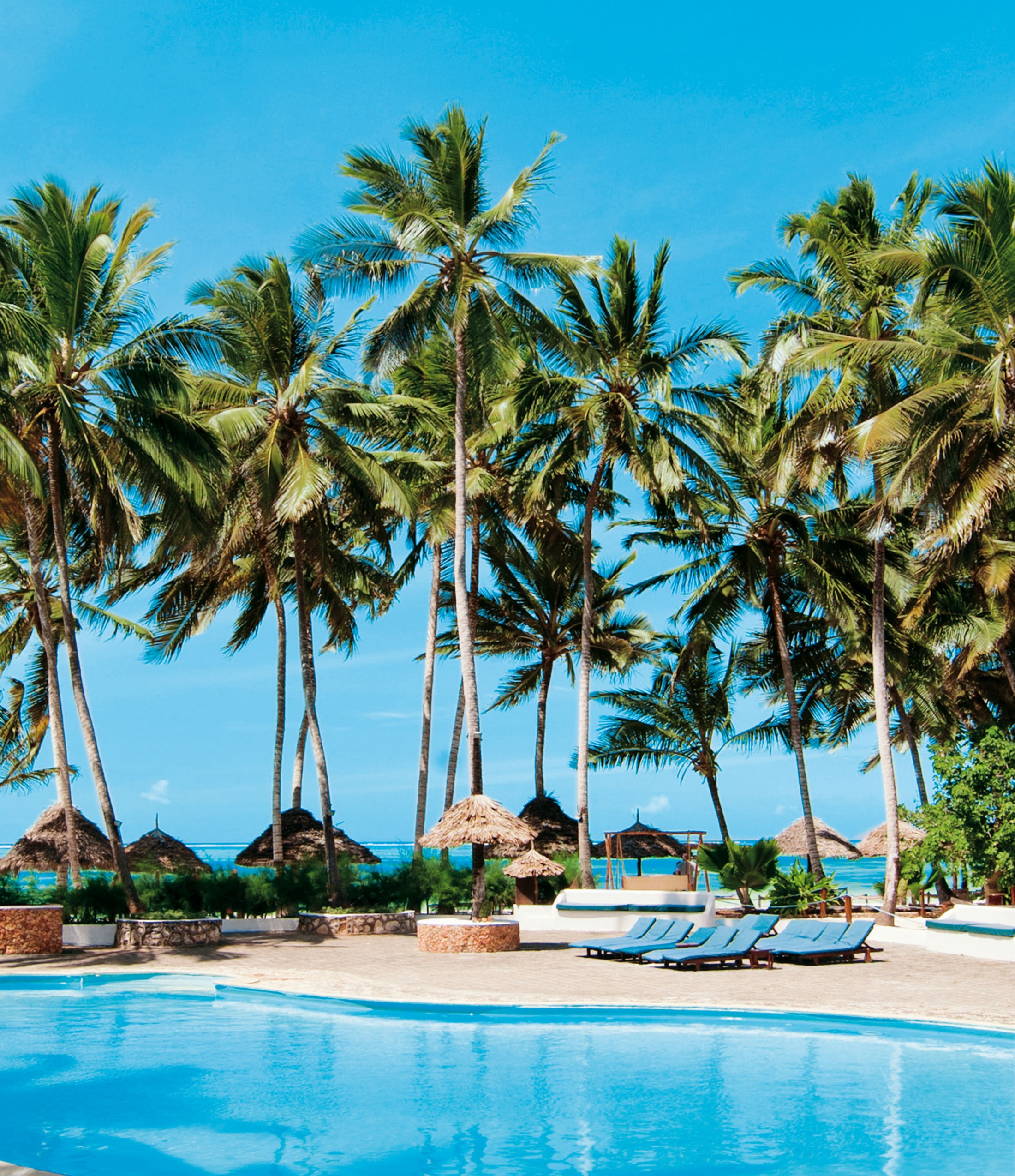 zanzibar-village-piscina.jpg