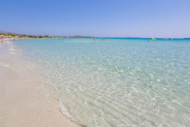 colonna-du-golf-sardegna-spiaggia.jpg